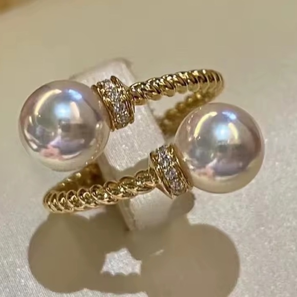 Gold Twist Pearl Ring - Picture 7 of 9